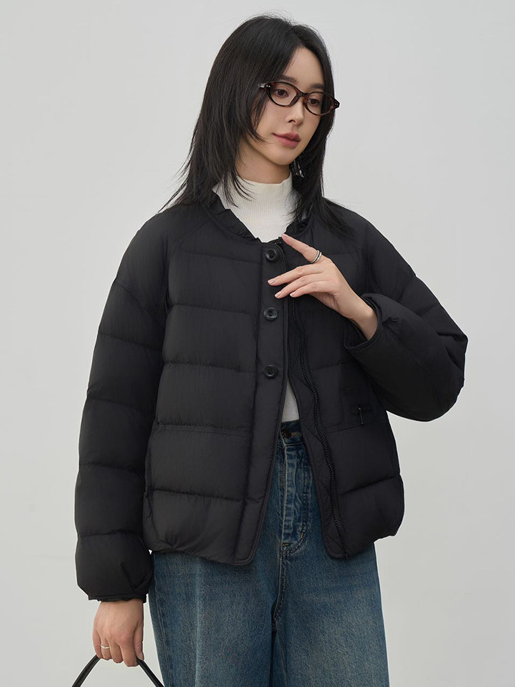 2025年冬季休闲风白鸭绒保暖常规90白鸭绒,女装羽绒服,阳光伊恋