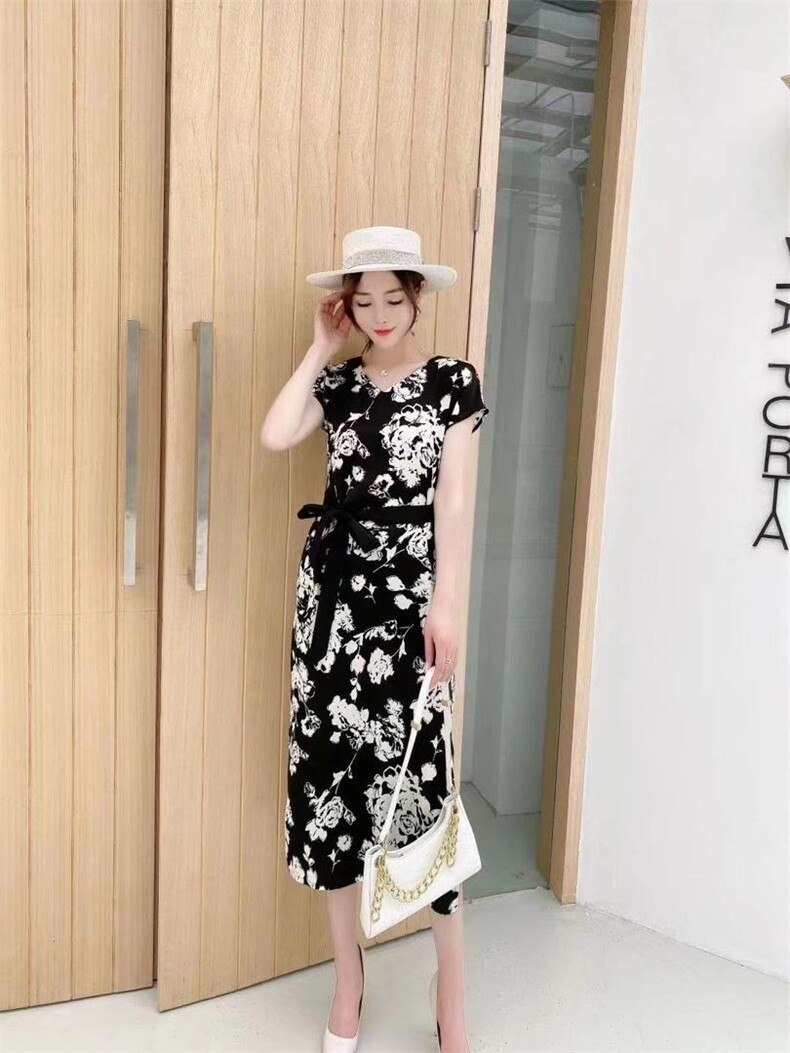 【现货】夏季新款醋酸缎面时尚系腰显瘦连衣裙，女装连衣裙，名怡