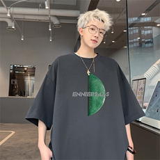 灰色
