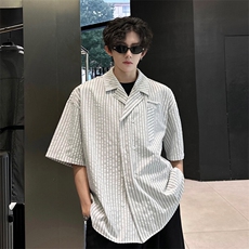 春夏英伦学院风青春男大竖条纹短袖衬衫翻领外套口袋设计短袖P40，男装衬衫，电商B319