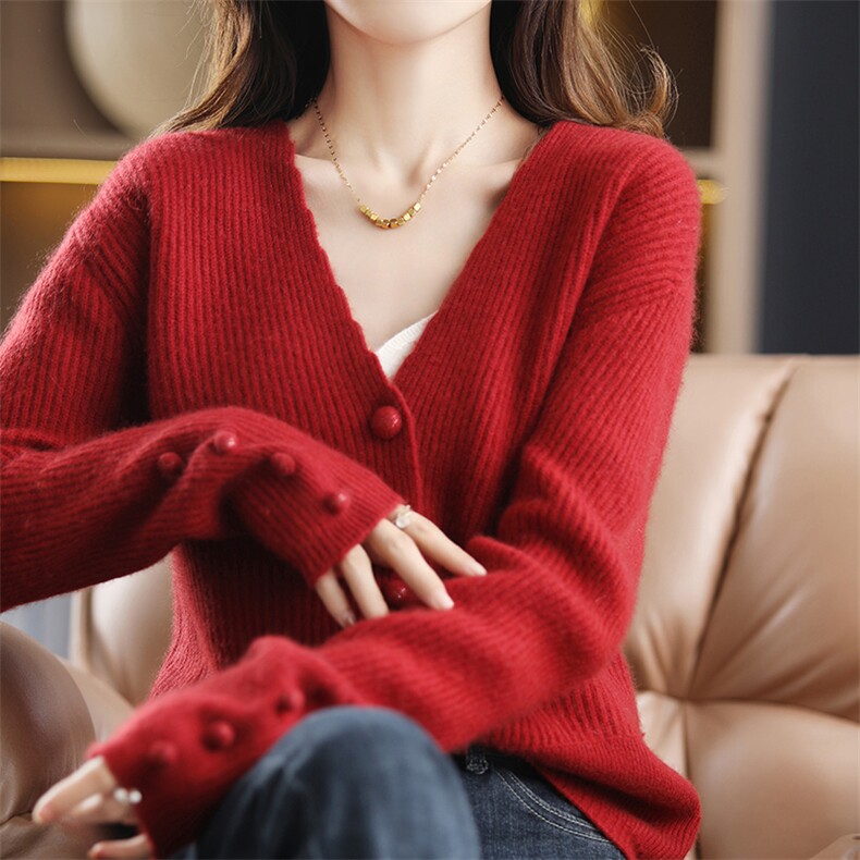 2024秋冬季新款宽松显瘦V领女短款长袖休闲羊毛开衫图片