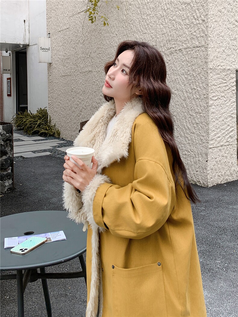 姜黄色羊羔毛拼接派克服女2025冬季新款韩系皮毛一体加绒加厚棉服,女装短外套,2B156