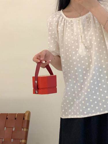 Here Bella(5F) HEREBELLA5F110713