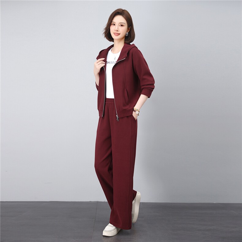 现货2025年秋季时尚文艺休闲宽松两件套,女装套装/套裙,依恋蒂丝