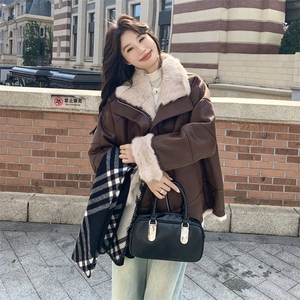 两面穿皮毛一体皮衣派克服外套女冬季2025新款小个子加绒加厚棉服图片