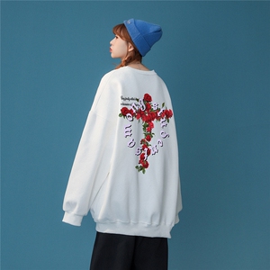 中性风 设计感玫瑰花十字架潮牌印花圆领套头卫衣W1008P30控48图片