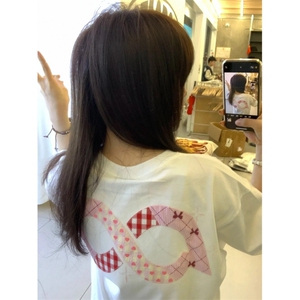 H0736-P35前后贴布刺绣宽松短袖T恤女图片