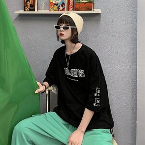 【】A003-HT1179-P25夏装新款可爱熊印花男士短袖T恤 女模1图片