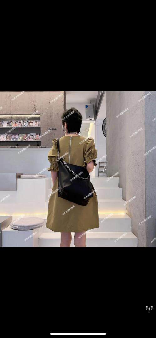 裙子配项链，其它，E品