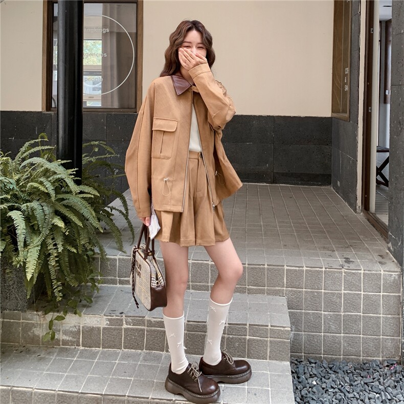 又酷又飒卡其色工装套装裙女秋季2025新款学院减龄百褶短裙两件套,女装套装/套裙,2C028