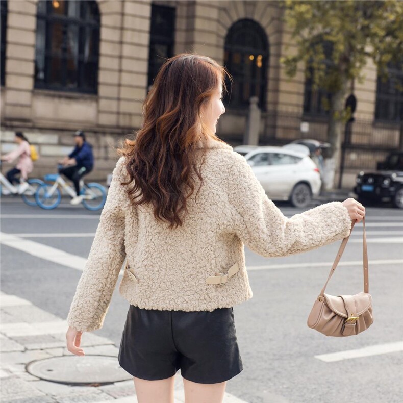 冬季新款奶杏色颗粒显瘦淑女小外套，其它，水锦红