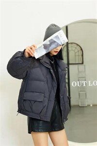 90白鸭绒面包服，三色三码图片