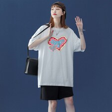 中性夏季潮流韩版彩虹爱心印花宽松情侣短袖T恤T33P25控38，男装T恤，A247A