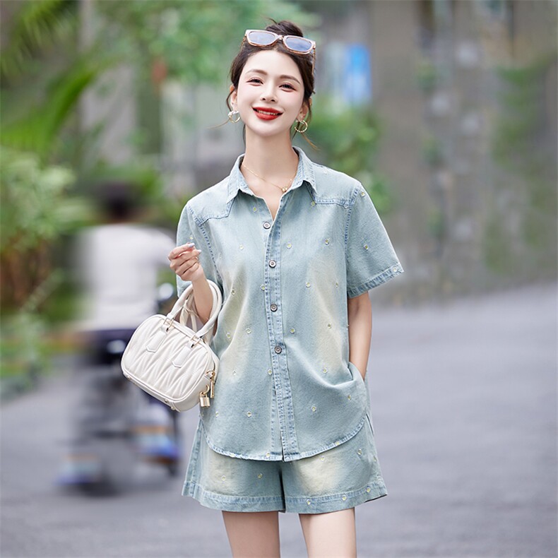 欧货夏天复古牛仔衬衫短裤套装潮2025新款女小个子休闲减龄两件套,女装套装/套裙,艾仟回(原伊仟回)