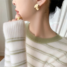 2025新款软糯条纹山羊绒衫女圆领修身显瘦减龄秋冬毛衣打底针织衫，女装羊毛衫，拓驰羊绒