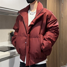 酒红色