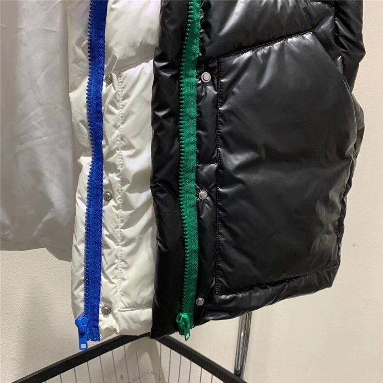 撞色拉链款羽绒马甲，女装马甲，Queena PHoebe