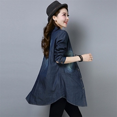 2024年秋季长袖直筒排多扣休闲牛仔大口袋衬衫百搭舒适时尚外套，女装衬衫，风姿绰
