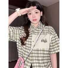 2025夏季新款米绿色格纹短袖衬衫女学生日系清新小个子衬衣开衫潮，男装T恤，星座506A