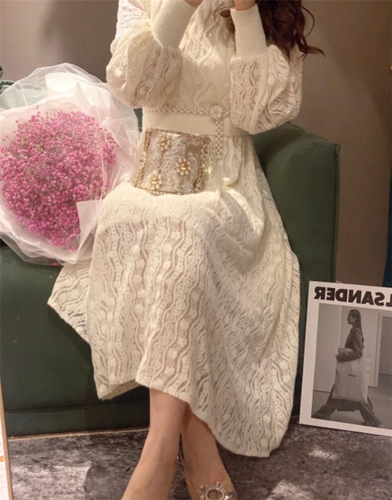 现货、系列款珍珠磨毛连衣裙，女装连衣裙，艾丹迪蔓