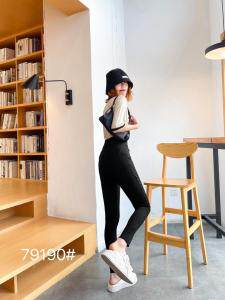 牛仔小脚裤，其它，千百莲