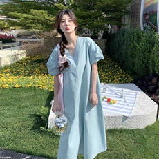 韩版慵懒风简约v领连衣裙女2025夏季新款法式宽松显瘦泡泡袖长裙，女装连衣裙，维壹