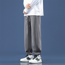 灰色
