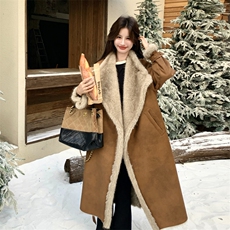 美拉德咖色皮毛一体羊羔毛厚外套女秋冬超火好看加绒派克棉服大衣，女装毛呢外套，2B190