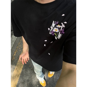 网图有货 夏季飘落花瓣蝴蝶刺绣短袖T恤男女情侣纯棉上衣A571-P35图片