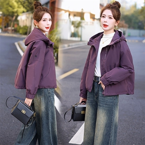 现货。现货派克羽绒服女短款冬季2024新款宽松时尚工装冲锋衣外套图片
