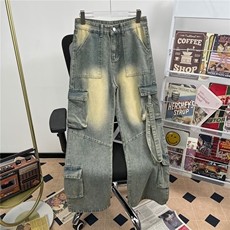 黄泥色