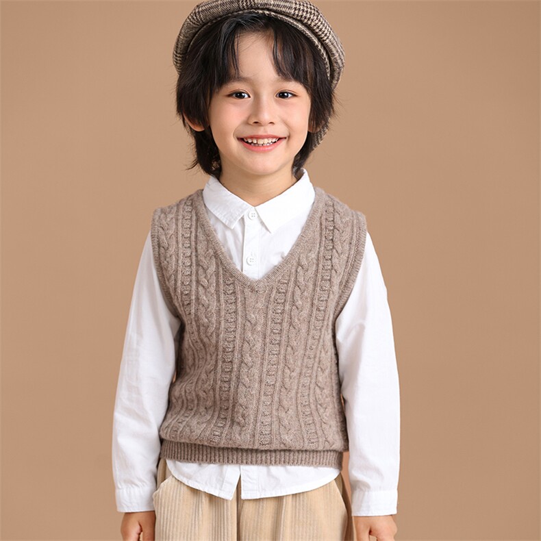 秋冬季新款舒适时尚百搭V领七针重磅麻花复古马甲，童装马甲，伊绒腾羊绒