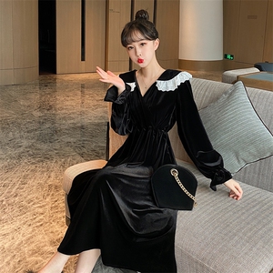 法式初恋心机小黑裙赫本风长裙子复古仙礼服金丝绒连衣裙图片