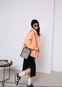 90标羽绒服图片