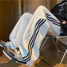 抖音得物高品质26春装重磅潮流运动三条杠宽松直筒休闲卫裤K360，男装休闲裤，电商A486