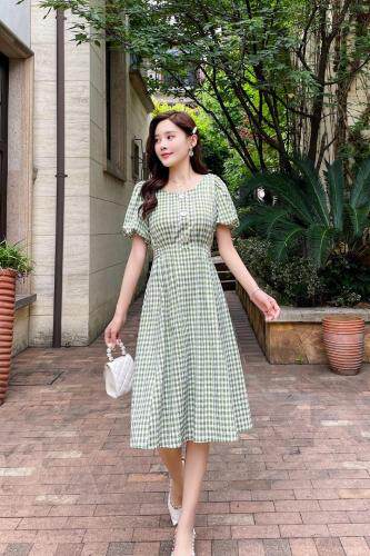 夏季新款复古小清新绿色法式连衣裙，女装连衣裙，水锦红