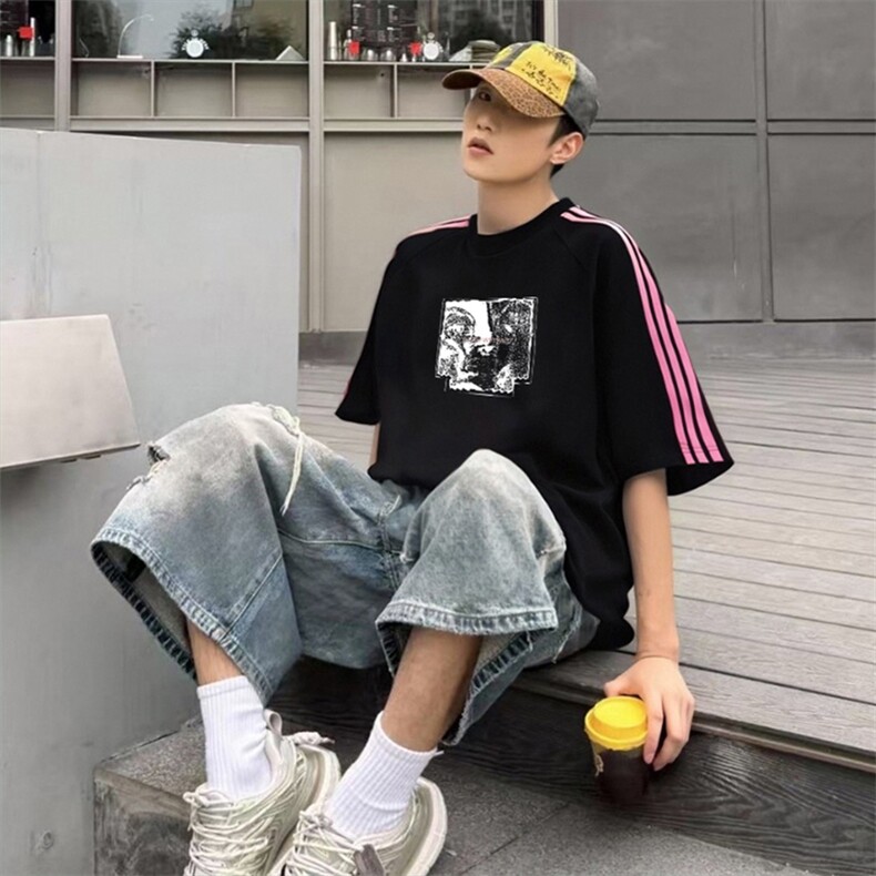 抖音得物品质二开240克宽松纯棉美式潮牌印花三条杠中性风短袖T恤,男装T恤,电商A486