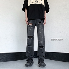 黑色