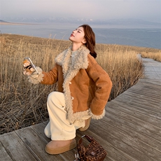 轻松出街加厚保暖皮毛一体外套2607P205K308，女装短外套，2C029