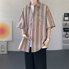 卡其色
