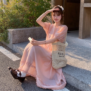 粉色木耳边拼接连衣裙女2025夏季新款小个子甜美减龄泡泡袖A字裙图片