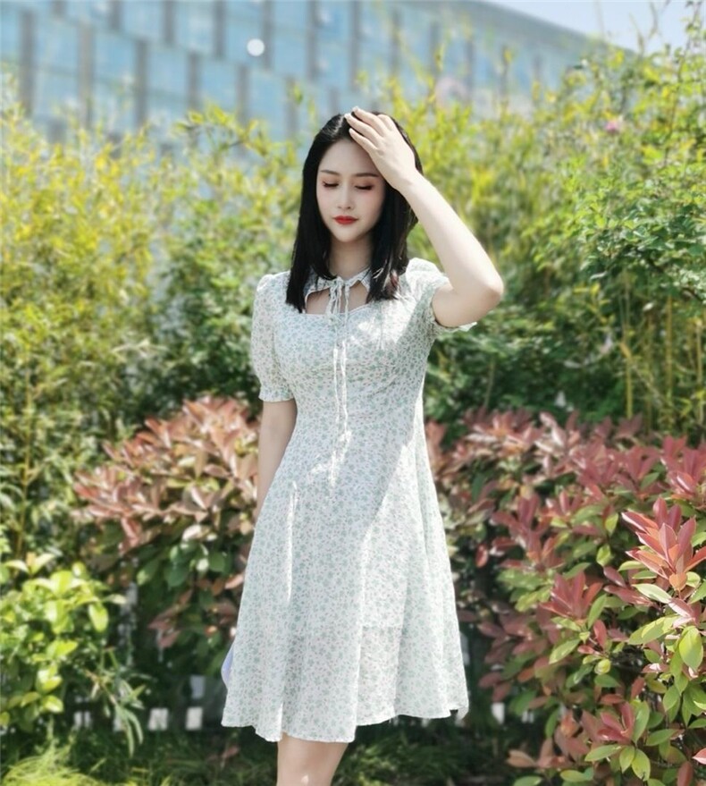 夏季新款碎花连衣裙，女装连衣裙，YO\VLF雅洛菲