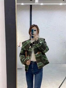 冬款呢料外套图片