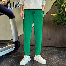 绿色