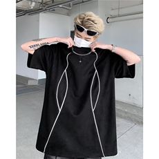 黑色