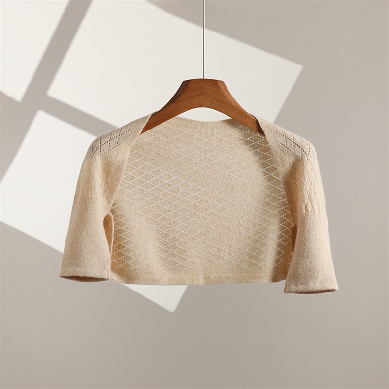 2025年冬季舒适时尚百搭通勤披肩休闲菱形，周边，喜润羊绒