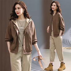 可拆卸帽子皮衣女2025新款秋冬装妈妈短款小个子休闲夹棉外套上衣，女装皮衣，文熹诺