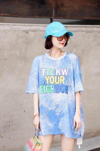 大版印花工艺大T，女装，卡菲莱