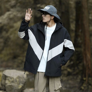 2025新款冲锋衣拼接外套男秋冬季防风防水登山服潮夹克JK3320-P50图片