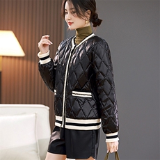 羽绒服女短款2024年新款冬季时尚菱形格白鸭绒小香风轻薄外套，女装羽绒服，丽影随形